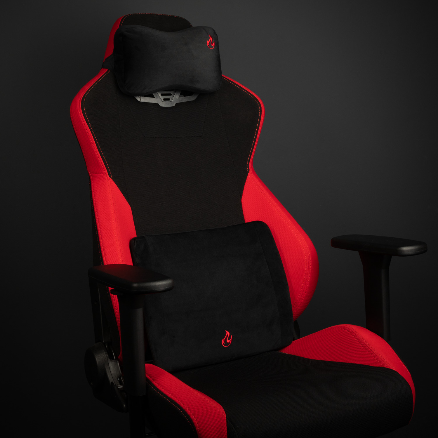 nitro-concepts - Memory Foam Kissen-Set schwarz/rot