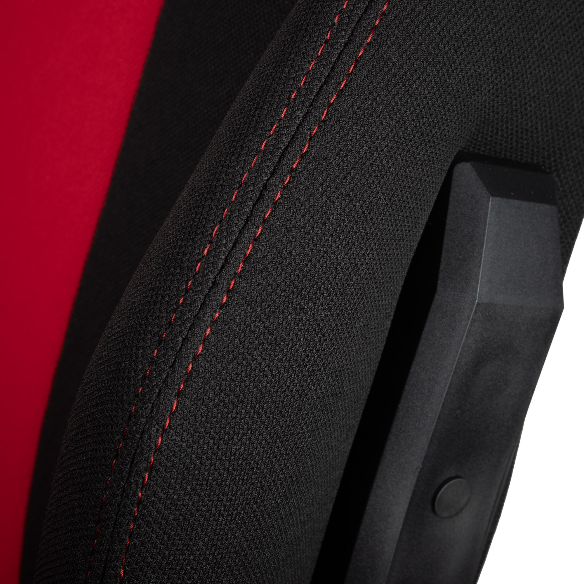nitro-concepts - E250 Gaming Stuhl schwarz/rot