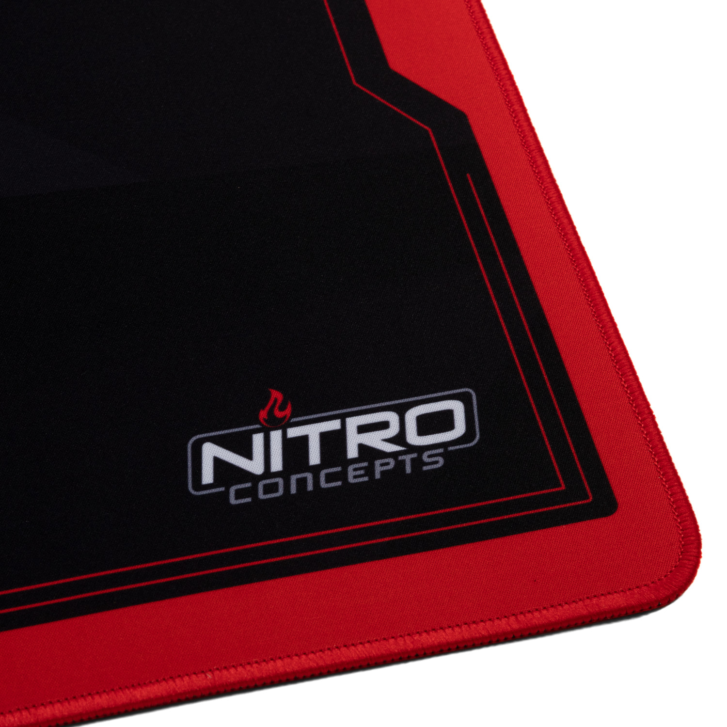 nitro-concepts - Deskmat DM9, 900x400mm - schwarz/rot